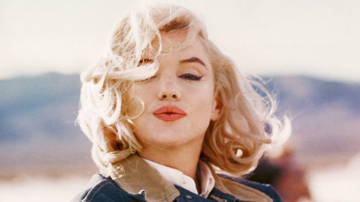 Marilyn Monroe struggled with sexpot persona while filming last movie: book