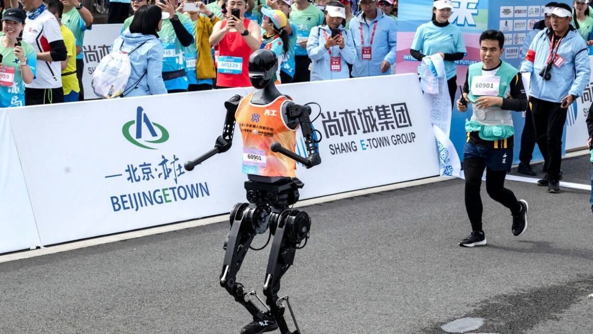 Stumbling and Overheating, Most Humanoid Robots Fail to Finish Half Marathon in Beijing