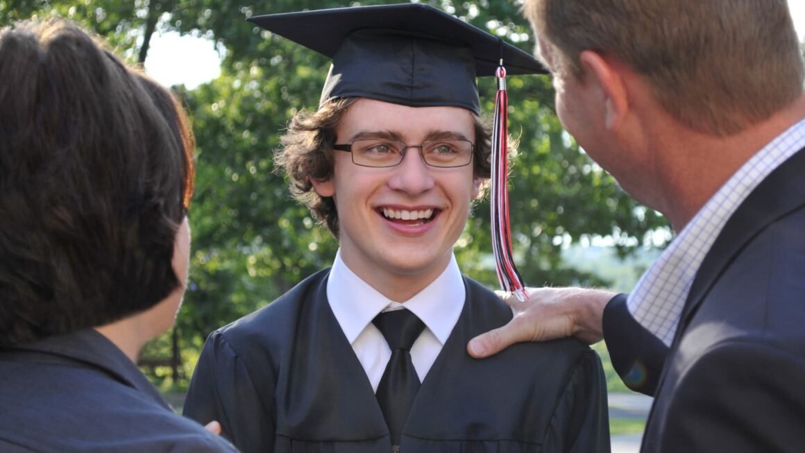 How to pay college tuition bills with your 529 plan
