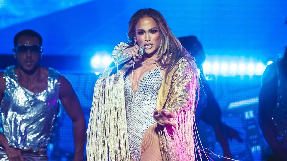 JLo suffers wardrobe malfunction as gold sequined skirt drops during show