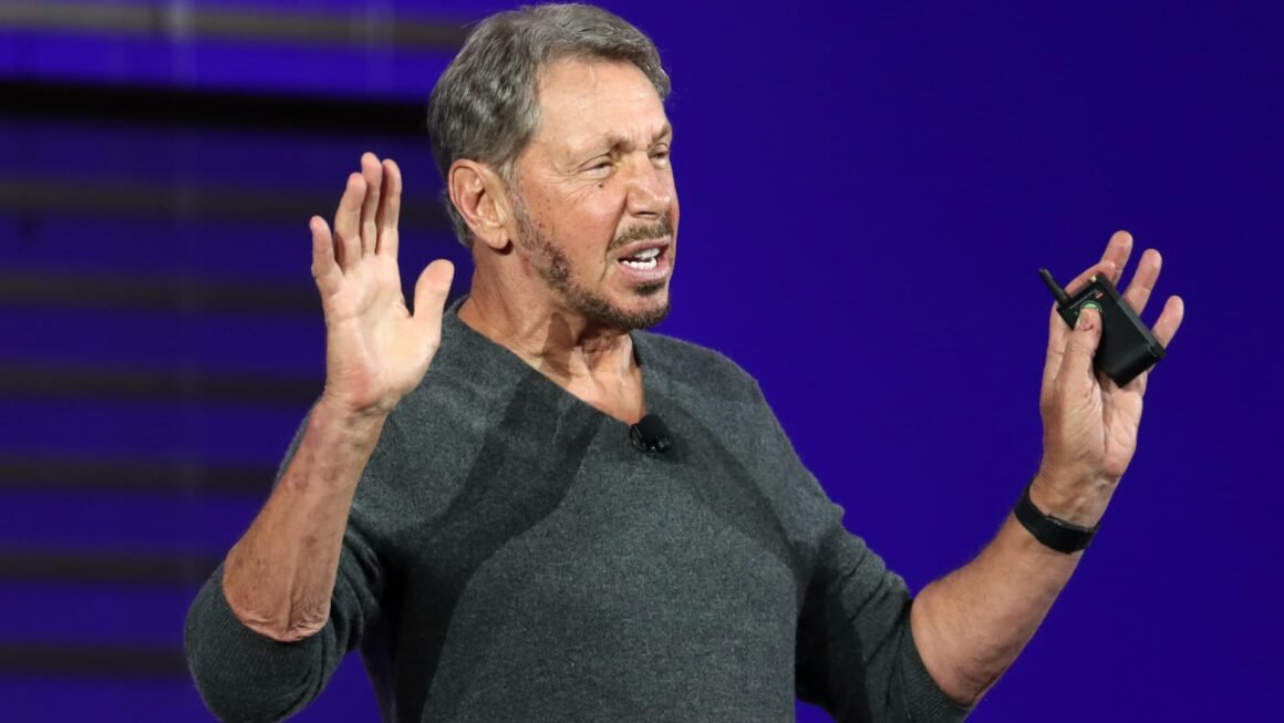 ‘We’re all kind of in shock.’ Oracle projections analysts slackjawed