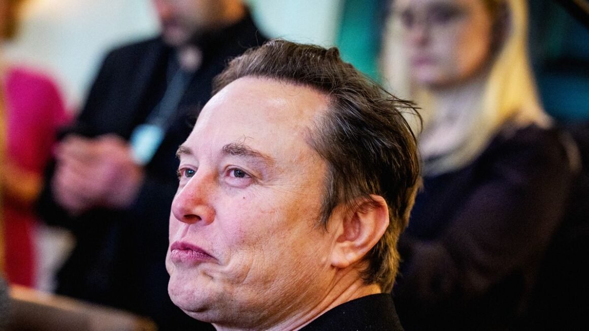 Elon Musk’s Grokipedia Pushes Far-Right Talking Points