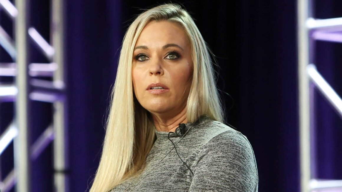 Kate Gosselin asks for prayers after hospitalization for medical emergency